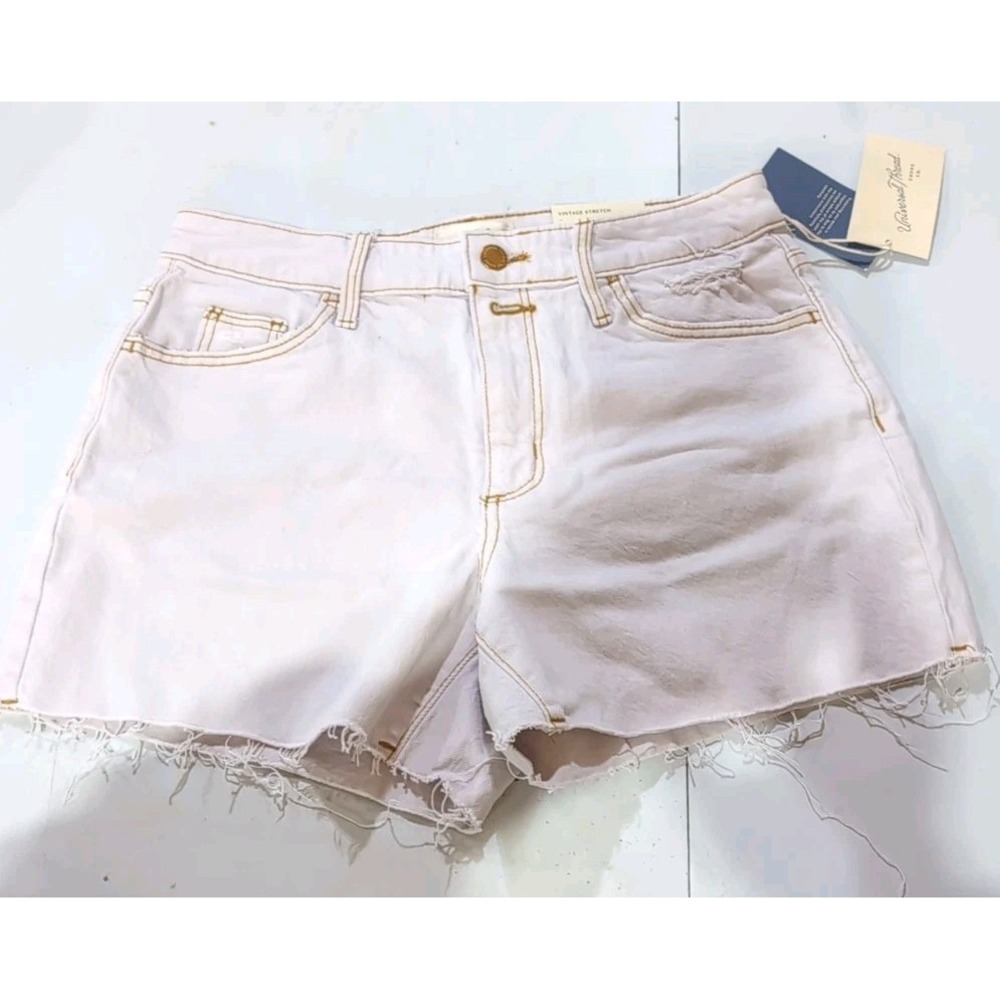 Women's Size 2 Vintage Midi Shorts Universal Thread